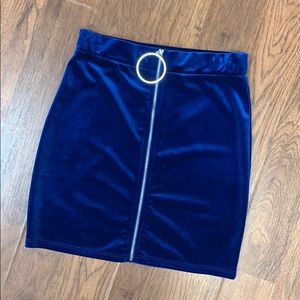 •NEW WITH TAGS• Velvet Skirt
